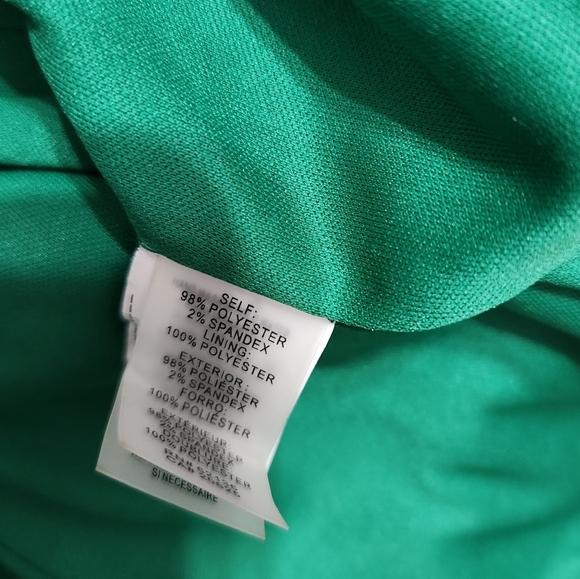 Elegant Green Midi Dress - Picture 7 of 7